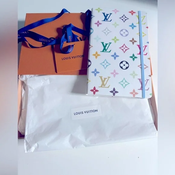 Louis Vuitton 2025 Murakami Notebook - Picture 4 of 7